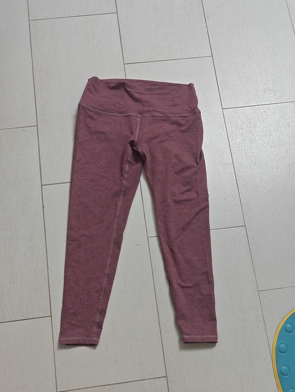 Fleo Women's Maroon Heather Leggings